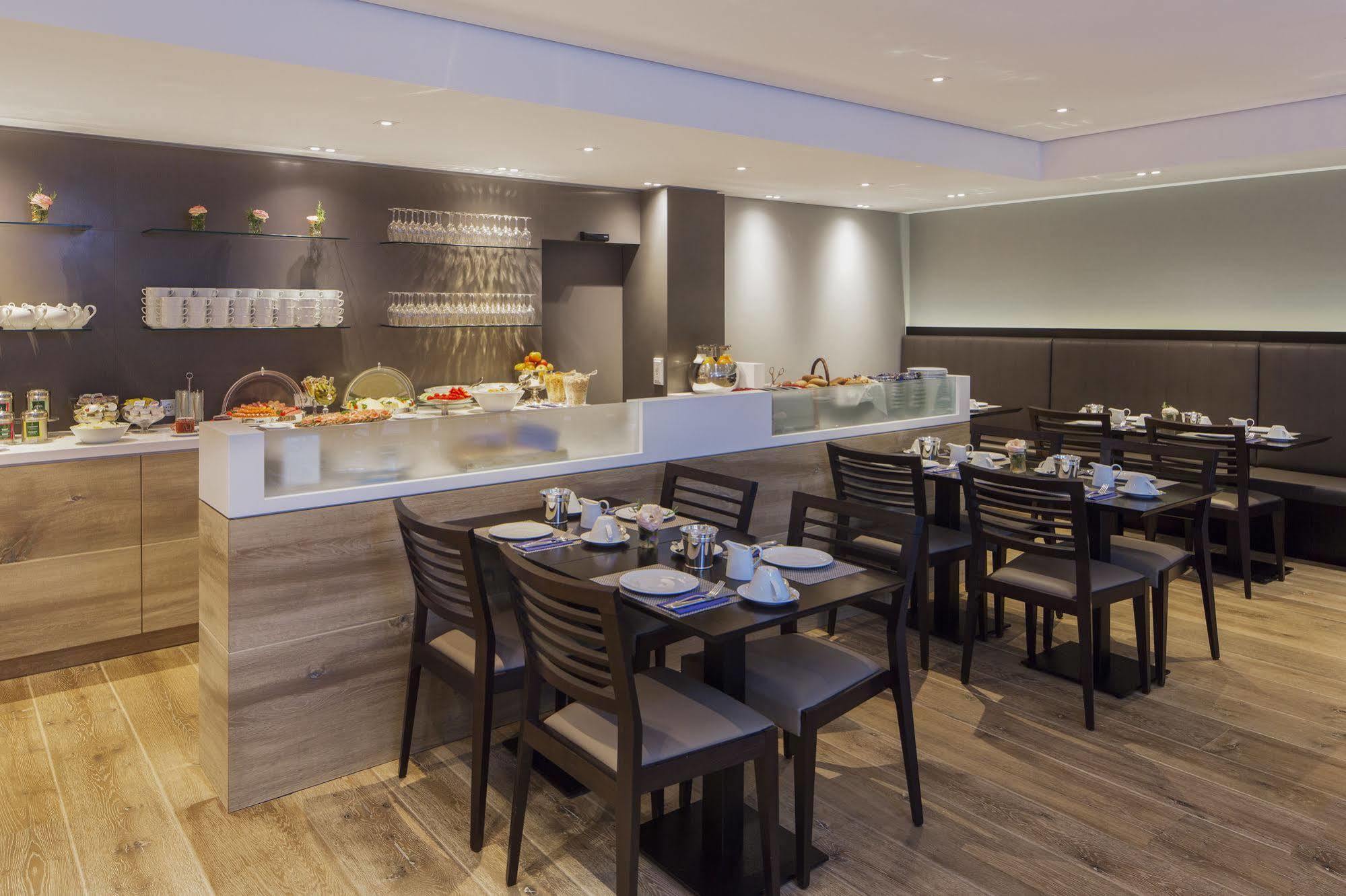 The Alex Hotel Фрайбург Екстериор снимка