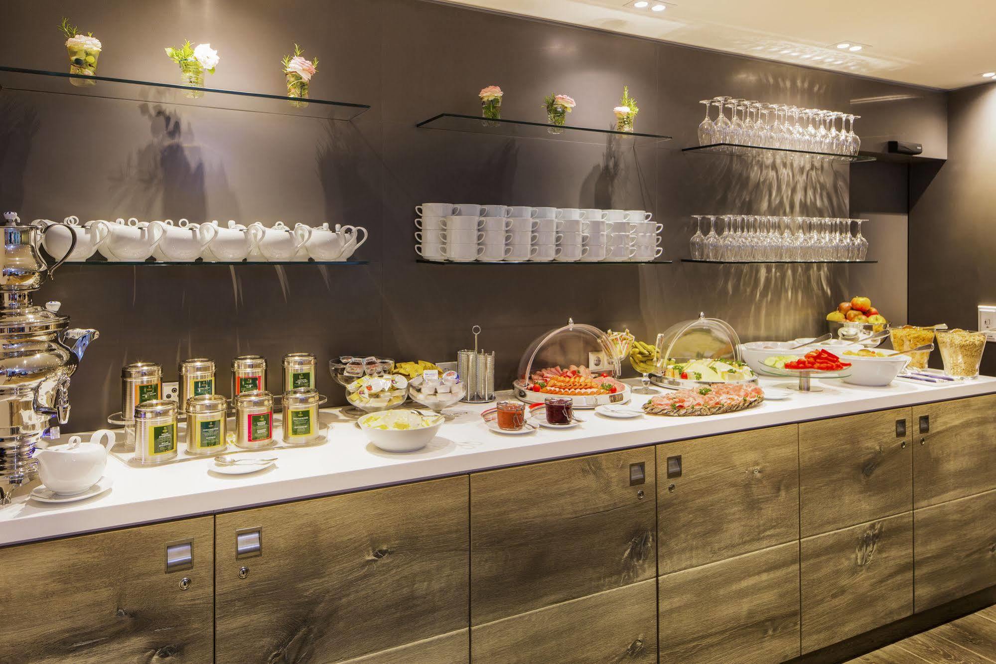 The Alex Hotel Фрайбург Екстериор снимка